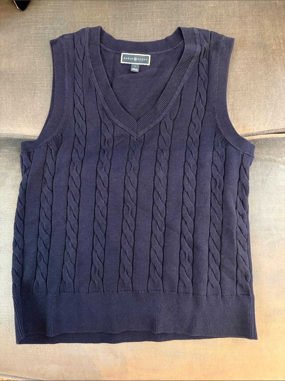 Karen Scott Navy Cable-Knit V-Neck Sweater Vest - Men's